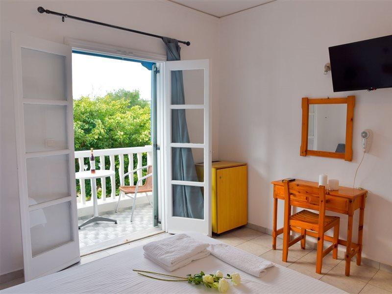 Lefkothea Hotel Kamari  Ngoại thất bức ảnh